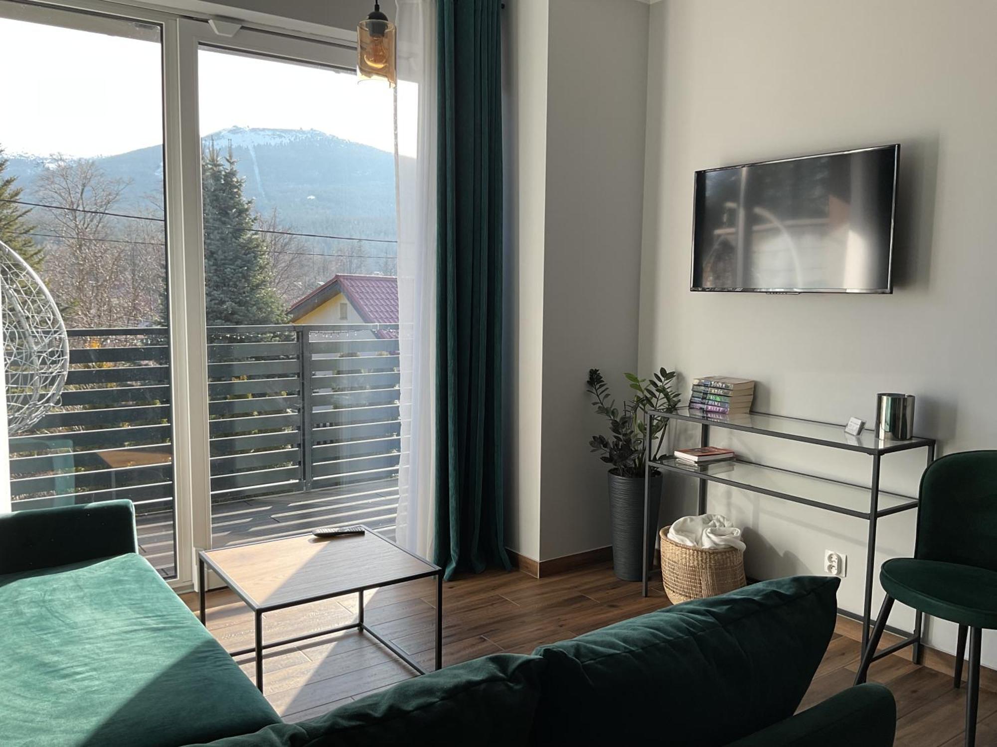 Z Widokiem Apartamenty - Apartamenty Z Widokiem Na Gory I Zewnetrzna Balia 스클라르스카포렘바 외부 사진